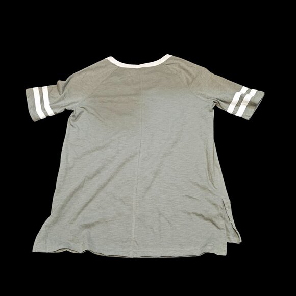 SO Gray V-Neck Varsity Tee Shirt – Size XS - Picture 3 of 4